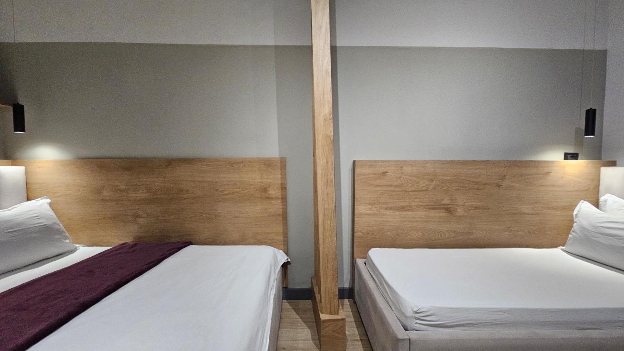 Tam Serviced Studio Apartment Myslym Shyri No2 Tirana Bagian luar foto