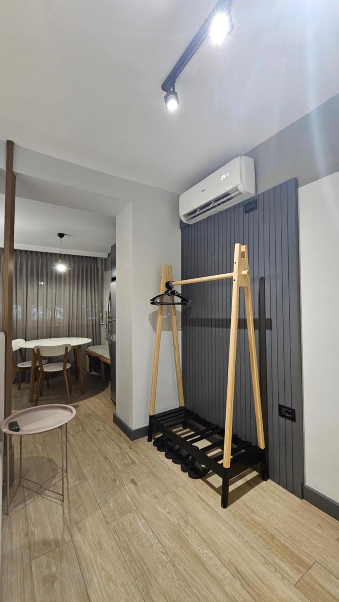 Tam Serviced Studio Apartment Myslym Shyri No2 Tirana Bagian luar foto